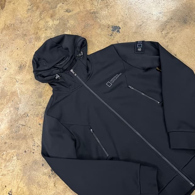 [정품/M] 내셔널지오그래픽 블랙 후드 집업 b17