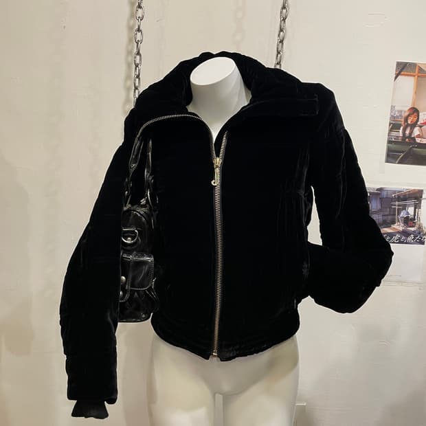 juicy couture 쥬시꾸뛰르 벨벳 크롭 블랙 패딩 갸루 y2k