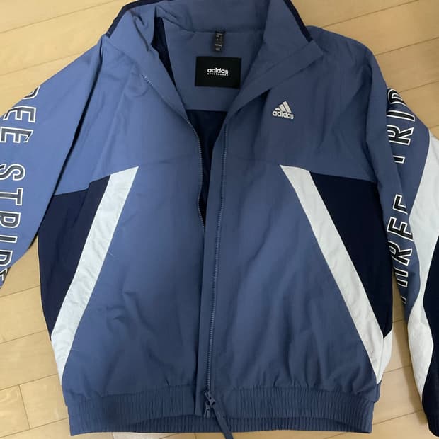 아디다스 바람막이