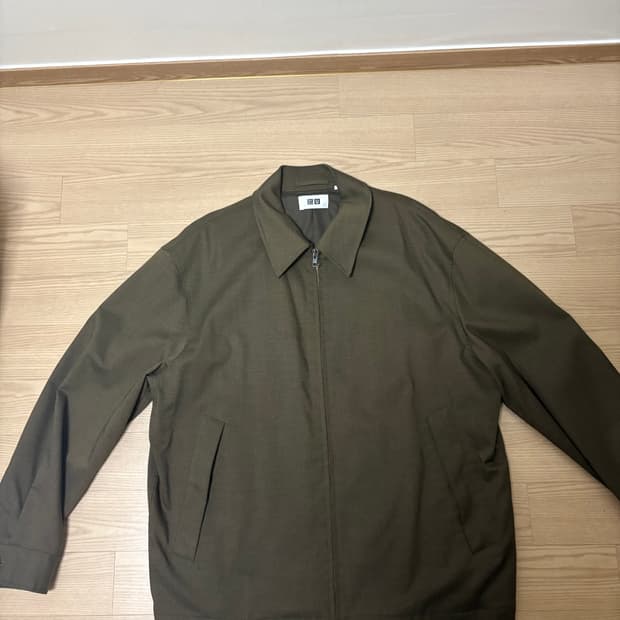 유니클로u 블루종 팝니다