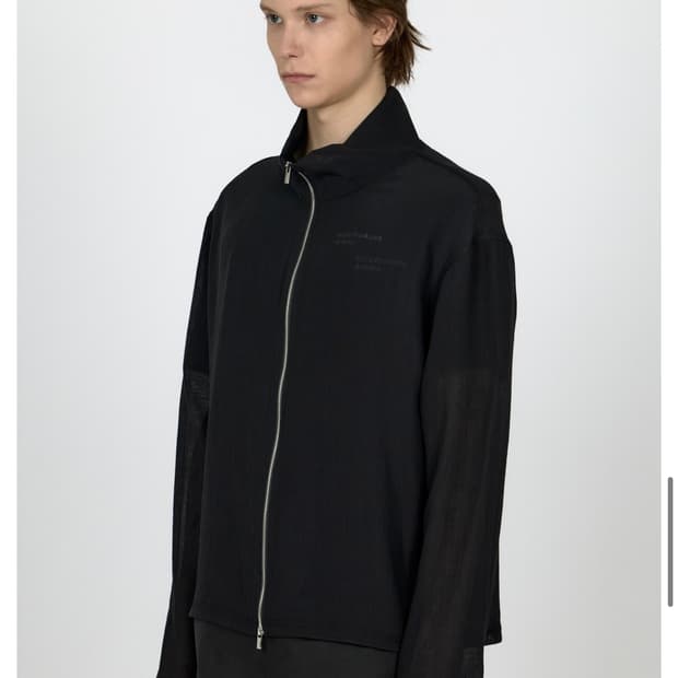 MPa VEIL CREPE ZIP JACKET (BLACK)