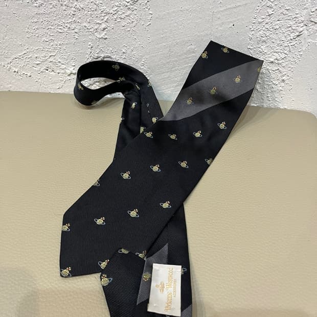 비비안웨스트우드 실크 넥타이 Made in ITALY