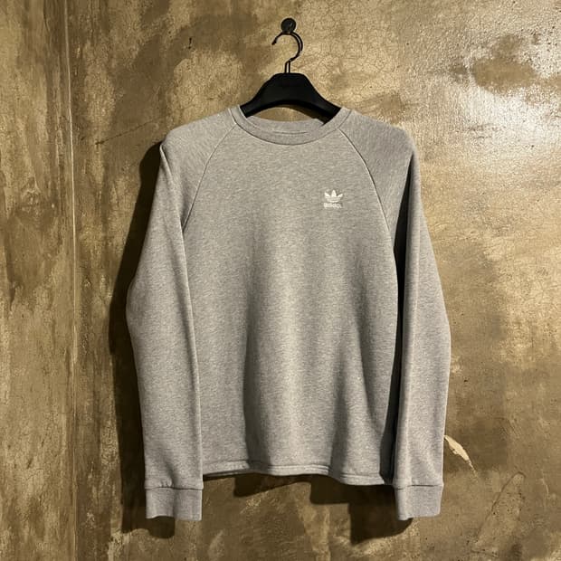 아디다스 맨투맨