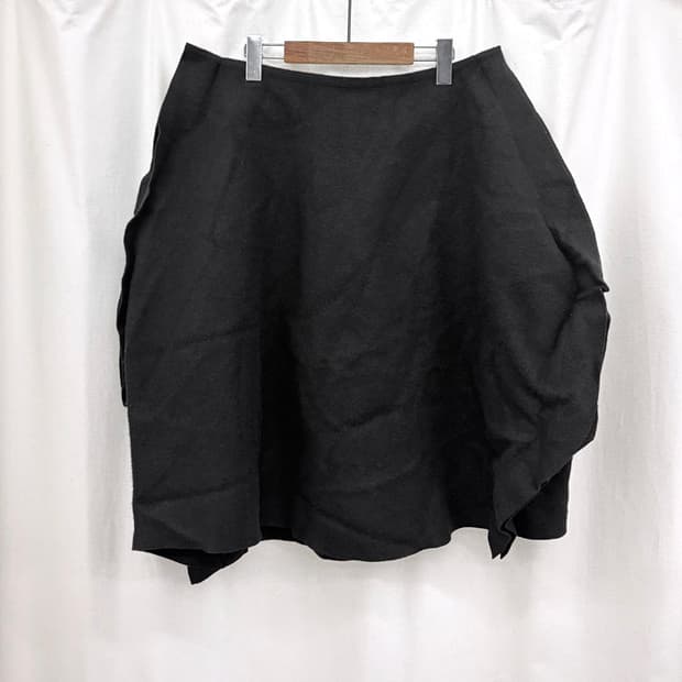 꼼데가르송 축융 울 벌룬 스커트