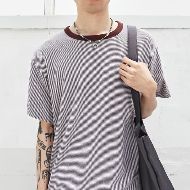 999humanity stripe half T