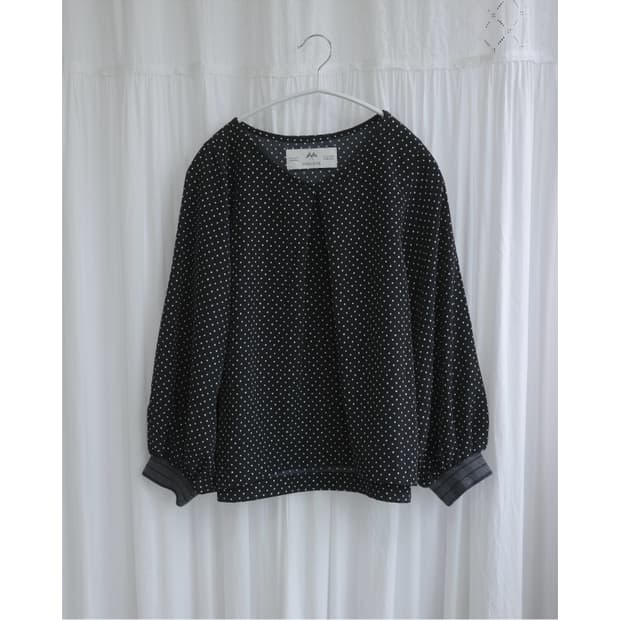 Paul ce cin dot blouse