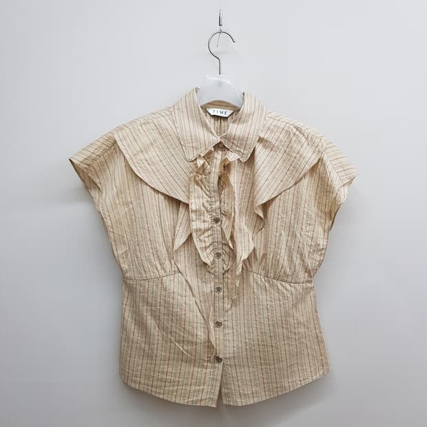한섬 타임 2022 스트라이프 러플 디테일 블라우스 M사이즈