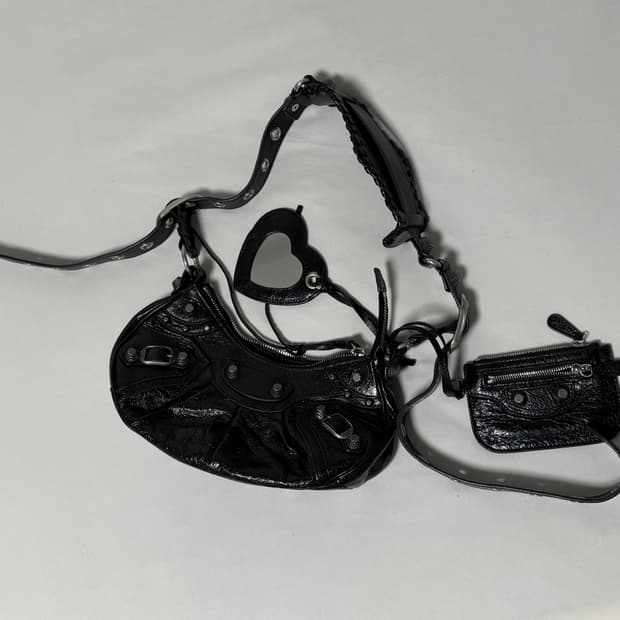 발렌시아가 르카골 xs 블랙 