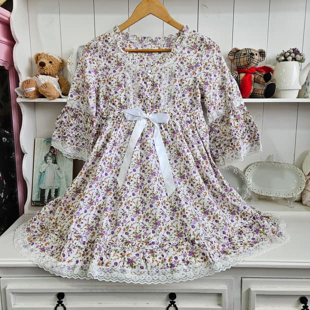 라벤더 플라워 레이스 리본 원피스