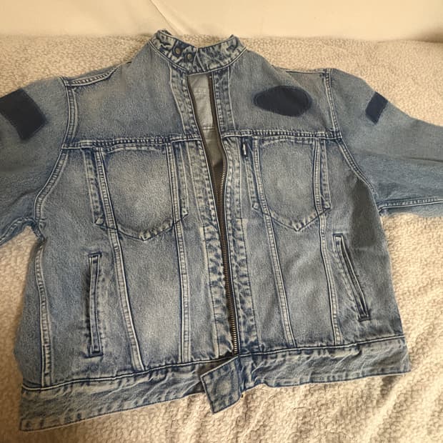 리바이스 앰부쉬 콜라보 데님자켓