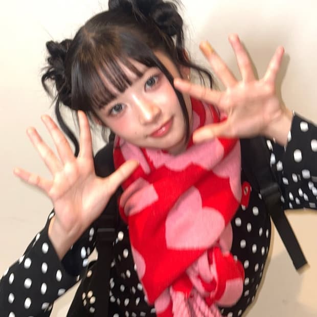 베이프 하트 목도리 머플러 아이브 레이 착용