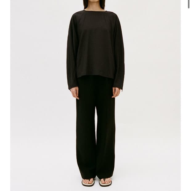 lfm silky round neck blouse ink  블라우스