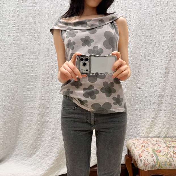grey floral sleelveless