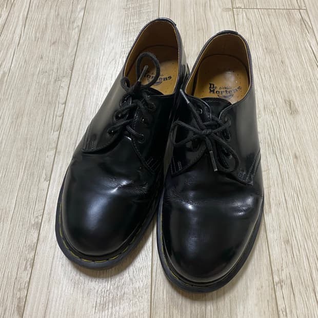 닥터마틴 1461 3홀 스무스 270