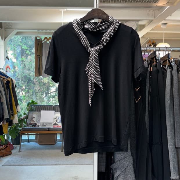 아티잔 스카프 티셔츠