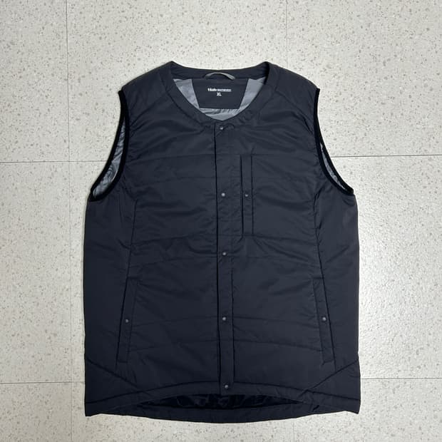 Poutnik by Tilak Pygmy Vest Black XL