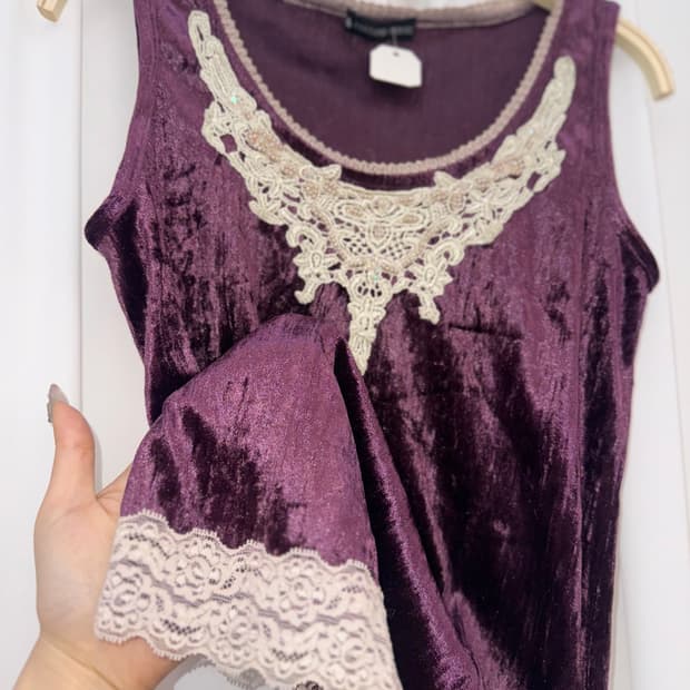 Velvet Lace Sleeveless