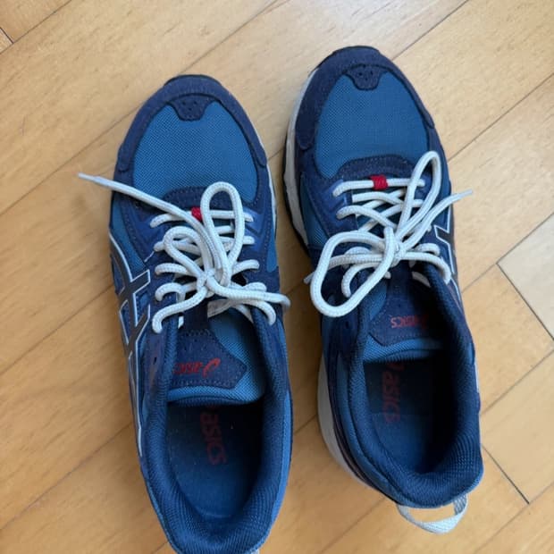 아식스 젤 벤쳐 6 네이비/블루 운동화