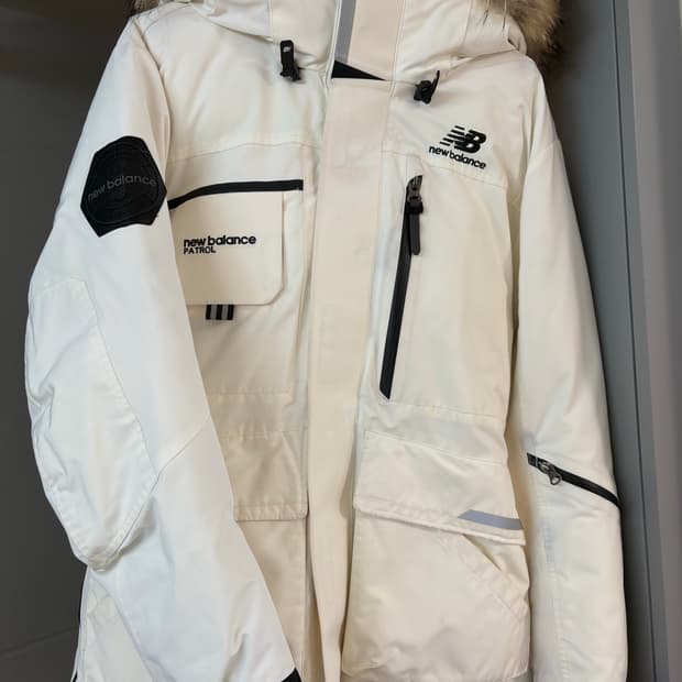 뉴발란스 숏패딩