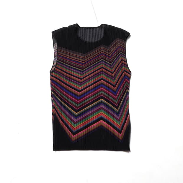 이세이미야케 Issey Miyake fete Pleats  Sleevel