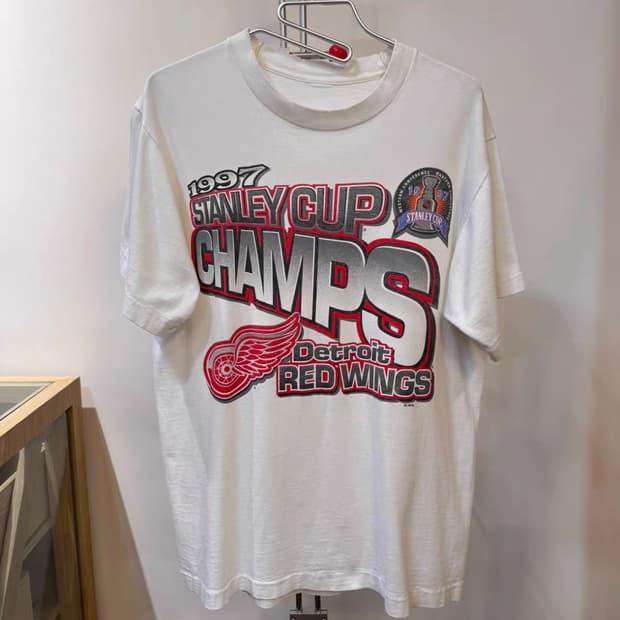Vintage] 90s NHL 디트로이트 레드윙스 스탠리컵 우승 티셔츠