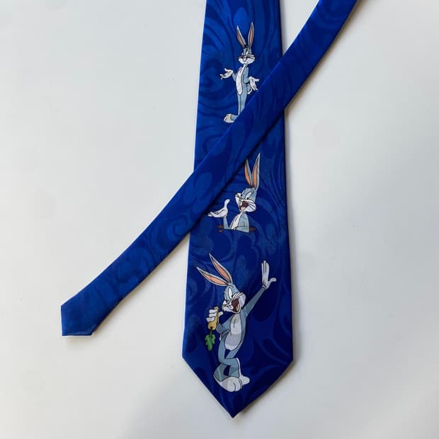 벅스버니 캐릭터 넥타이