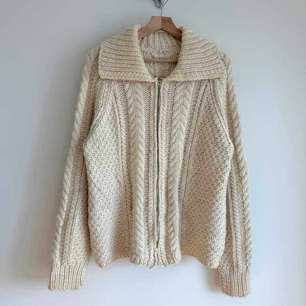 LIGHTNING ZIP 핸드메이드 집업니트