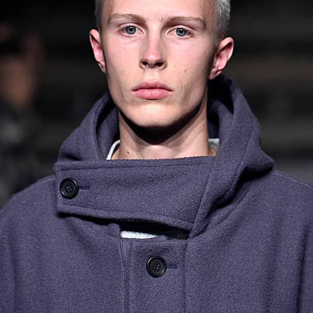고샤루브친스키 16FW 코트