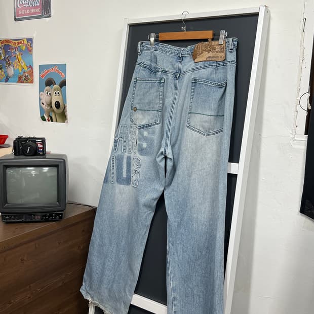아카데믹 힙합 올드스쿨 패치 데님 와이드핏 팬츠