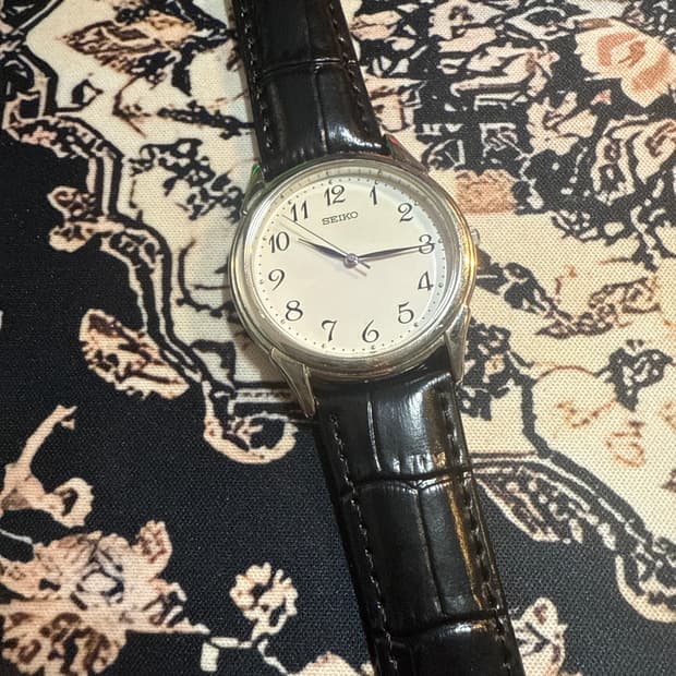 세이코 빈티지 쿼츠 시계