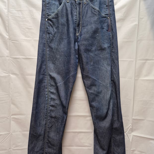 리바이스 엔지니어드진 