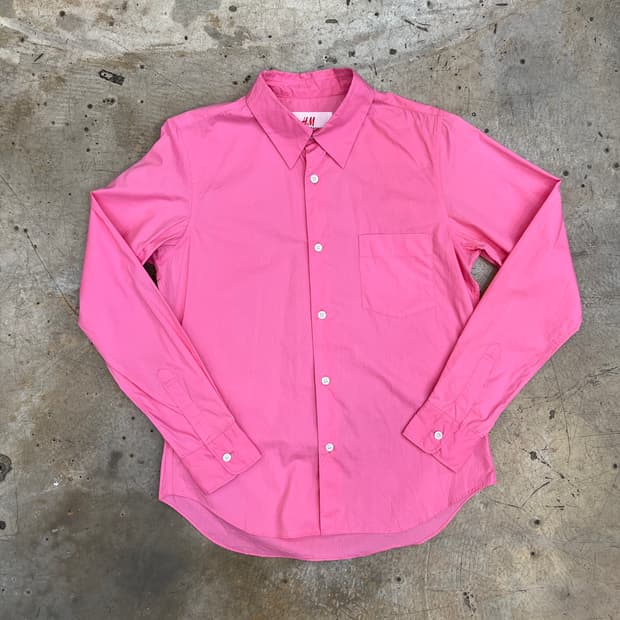 꼼데가르송 x h&m 핑크셔츠