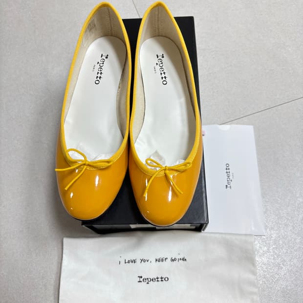 (정품)레페토 산드리옹 38.5 사이즈 새상품