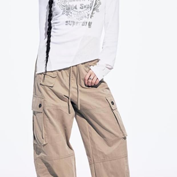 (아일릿 이로하 착용) W CARGO WIDE PANTS D/BEIGE