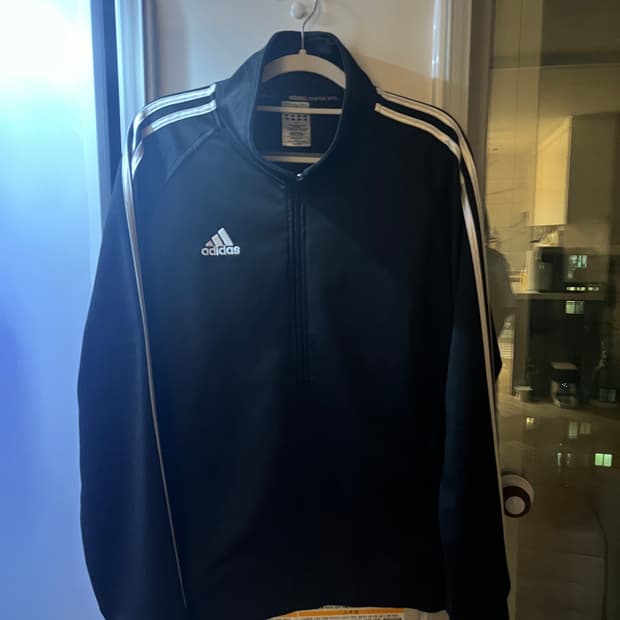 아디다스 블랙 삼선 져지 트랙탑