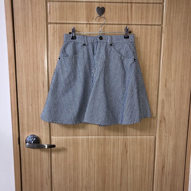 프링글스 의자 46 