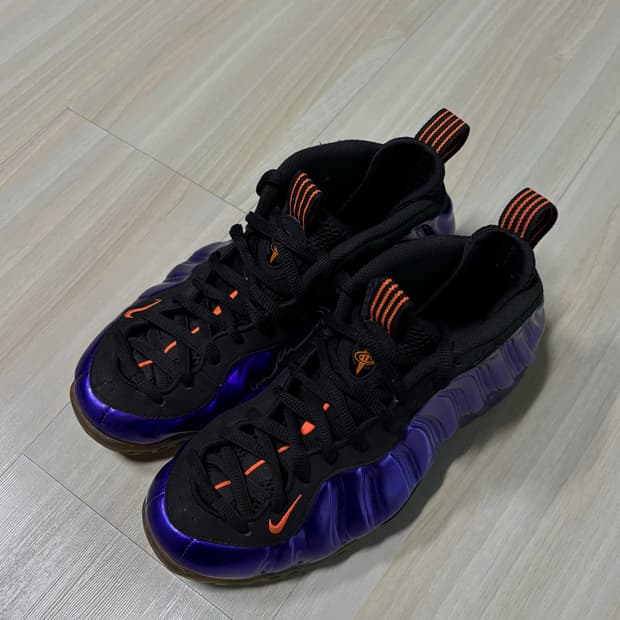 나이키 폼포짓 원 피닉스 썬즈 255