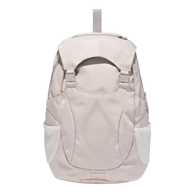 미스치프 버클 플랩 백팩 라이트 베이지