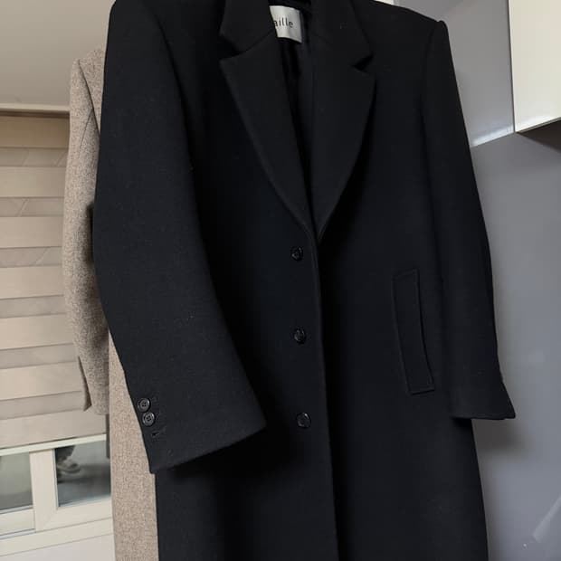 (두벌)타일레 25FW 싱글 브레스티드 코트 판매합니다