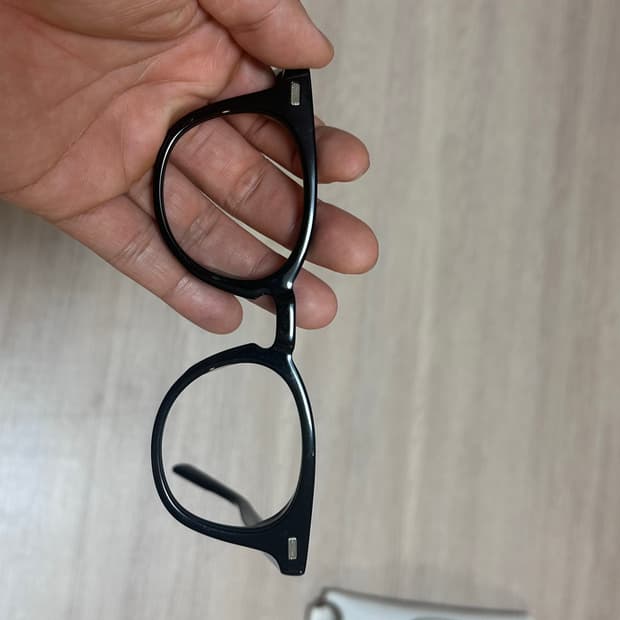 페이크미 로이 안경테 블랙