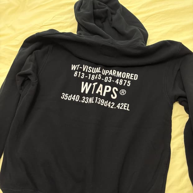 더블탭스 후드집업