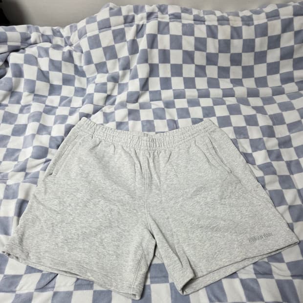 아디다스 퍼렐윌리암스휴먼레이스 베이직쇼츠 XXL 그레이반바지 Adidas