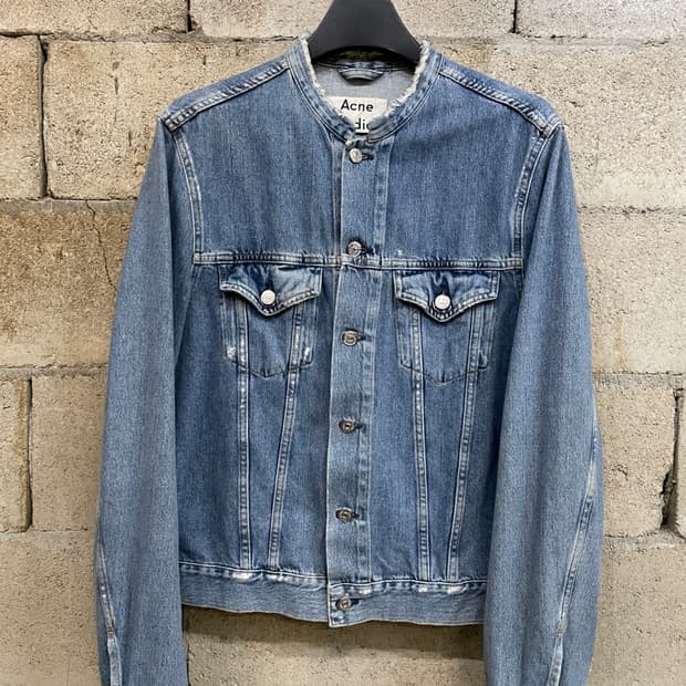 아크네 스튜디오 데님 노카라 트러커 자켓