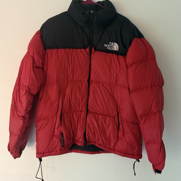 17FW 노스페이스 누프시 700 패딩 레드/블랙