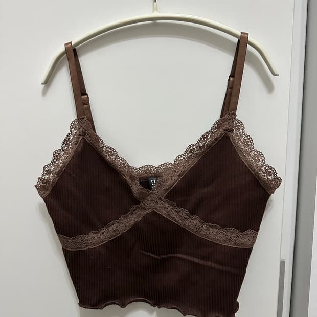 H&M 레이스 크롭 나시 브라운