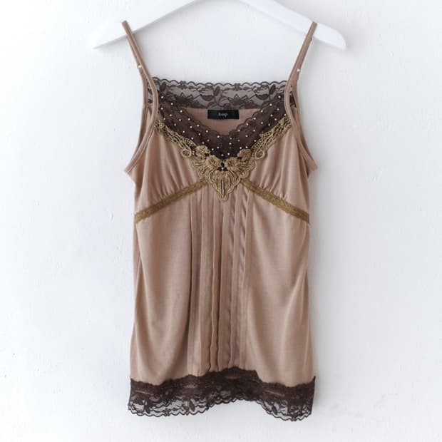 beads lace sleeveless