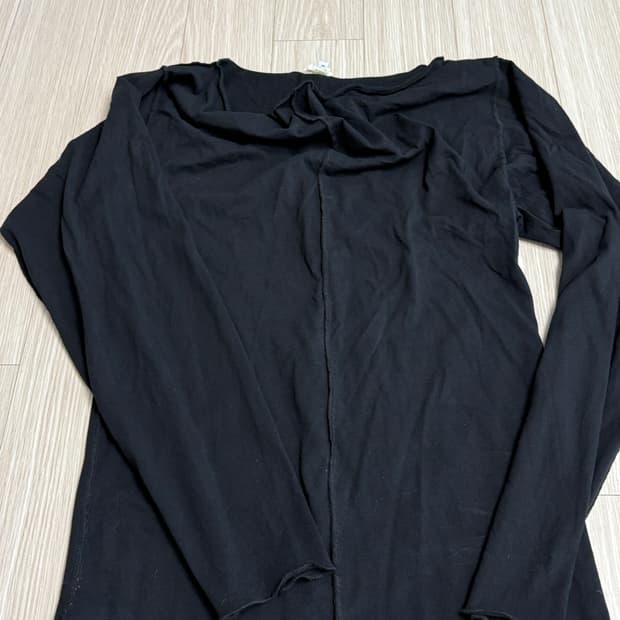 베이스레인지 Daffa longsleeve