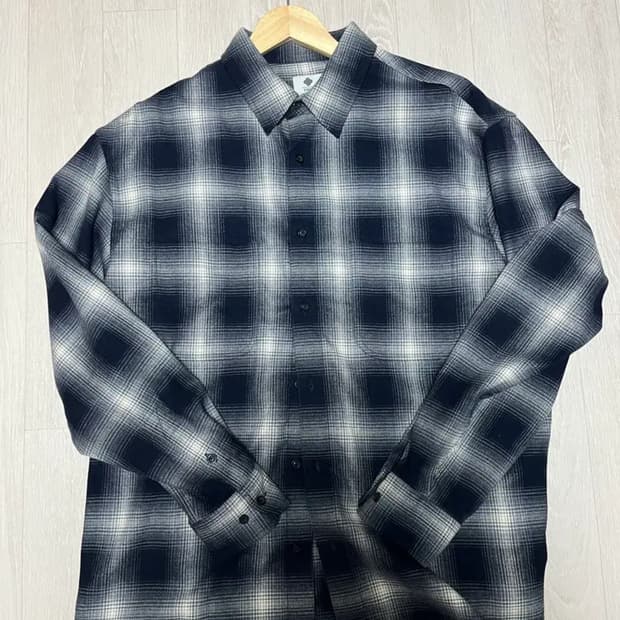 에스파이 브러쉬드 옴브레 체크셔츠 XL