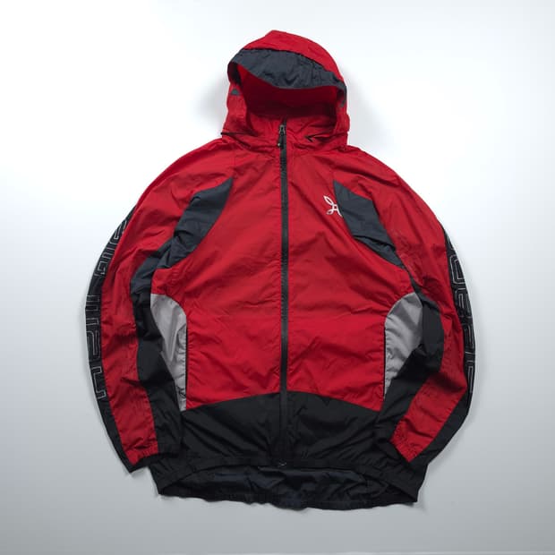 몬츄라 고어텍스 엑티브 빅로고 마운틴 바람막이 (XL)