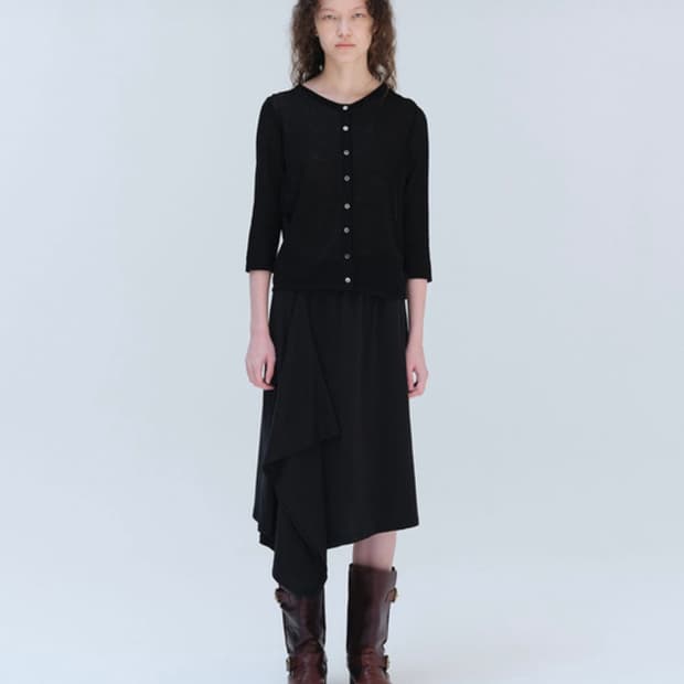 새상품) RESORT 리포스 PLAIN SKIRT (BLACK)